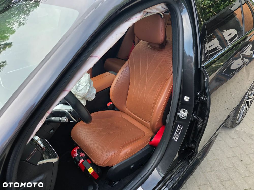 Mercedes-Benz Klasa C AMG 63 S E Performance PHEV 4-Matic - 17
