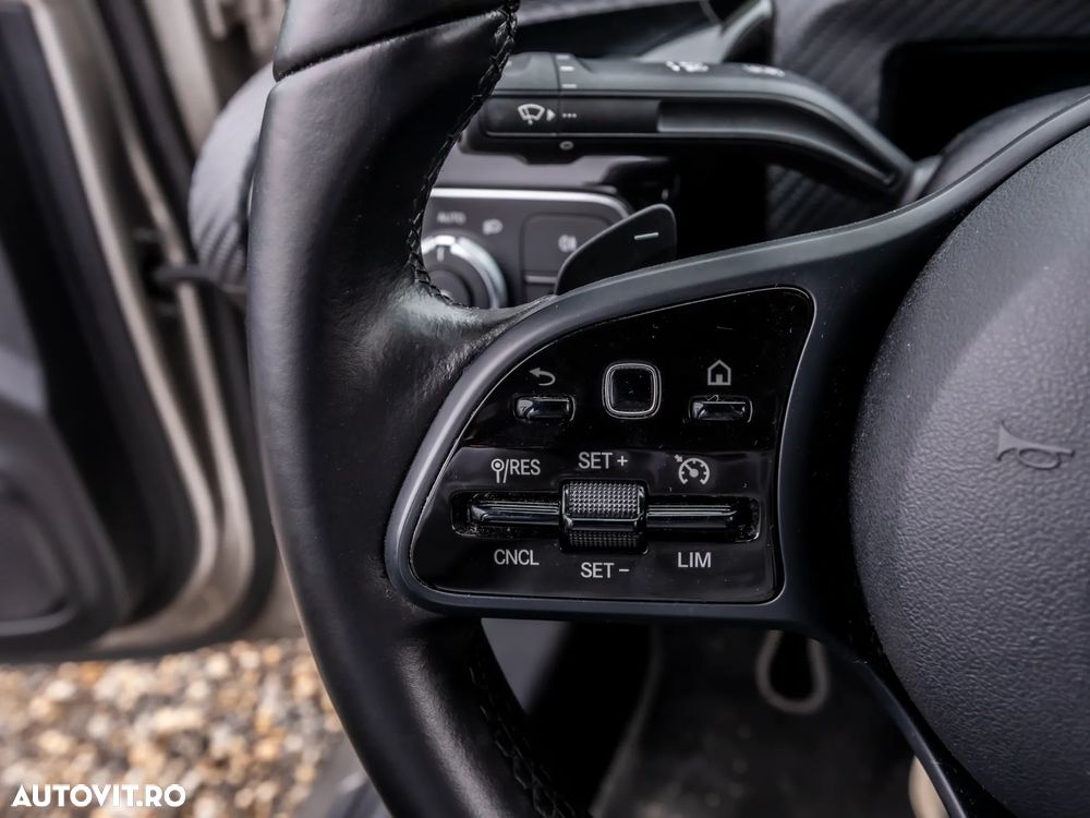 Mercedes-Benz A 180 d Sedan 7G-DCT - 27