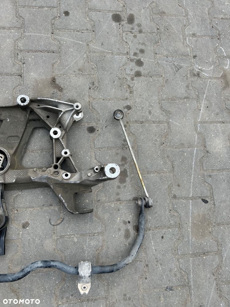 Audi A3 8V kołyska aluminiowa 5Q0199369G drążek reakcyjny wózek sanki trawers - 2