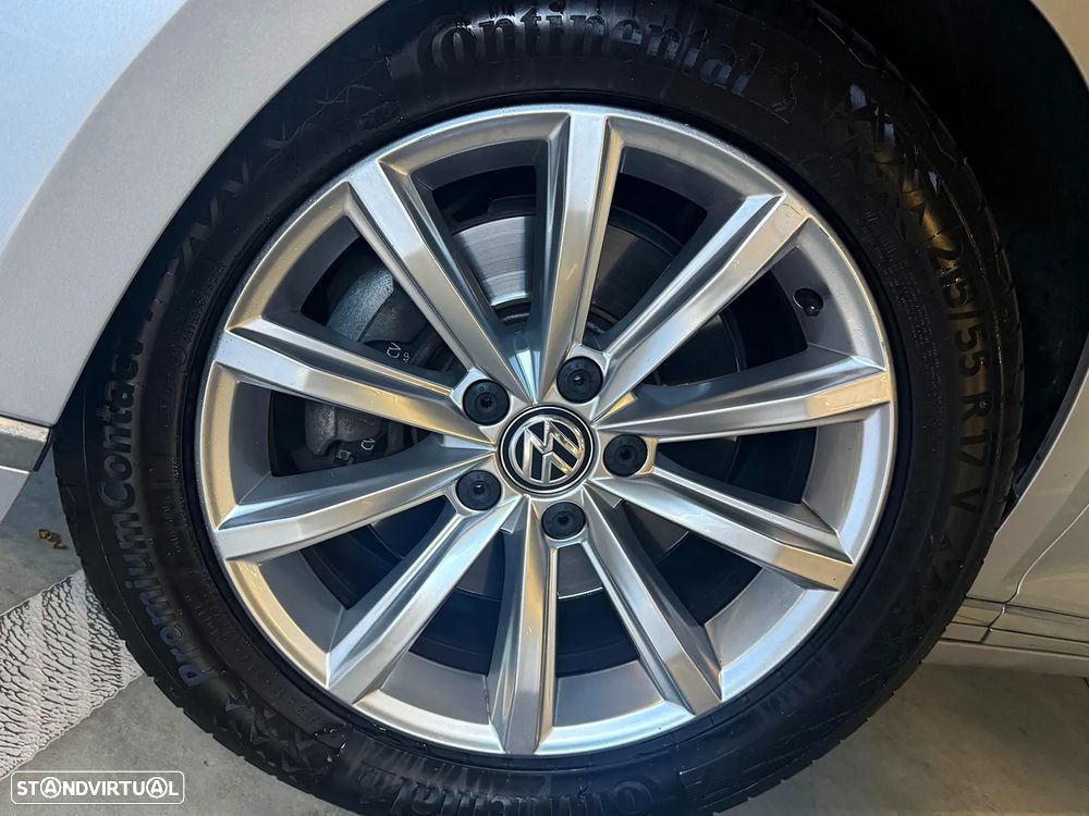 VW Passat Variant 1.6 TDI Highline - 19