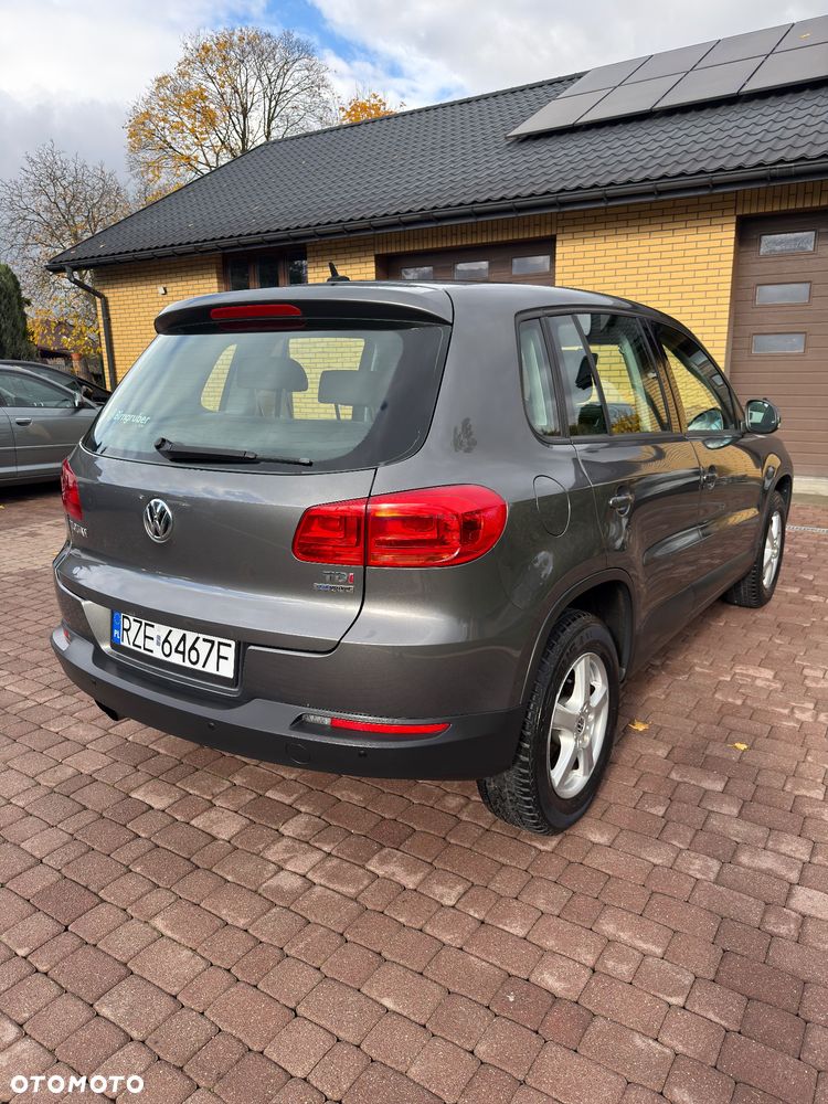 Volkswagen Tiguan - 5
