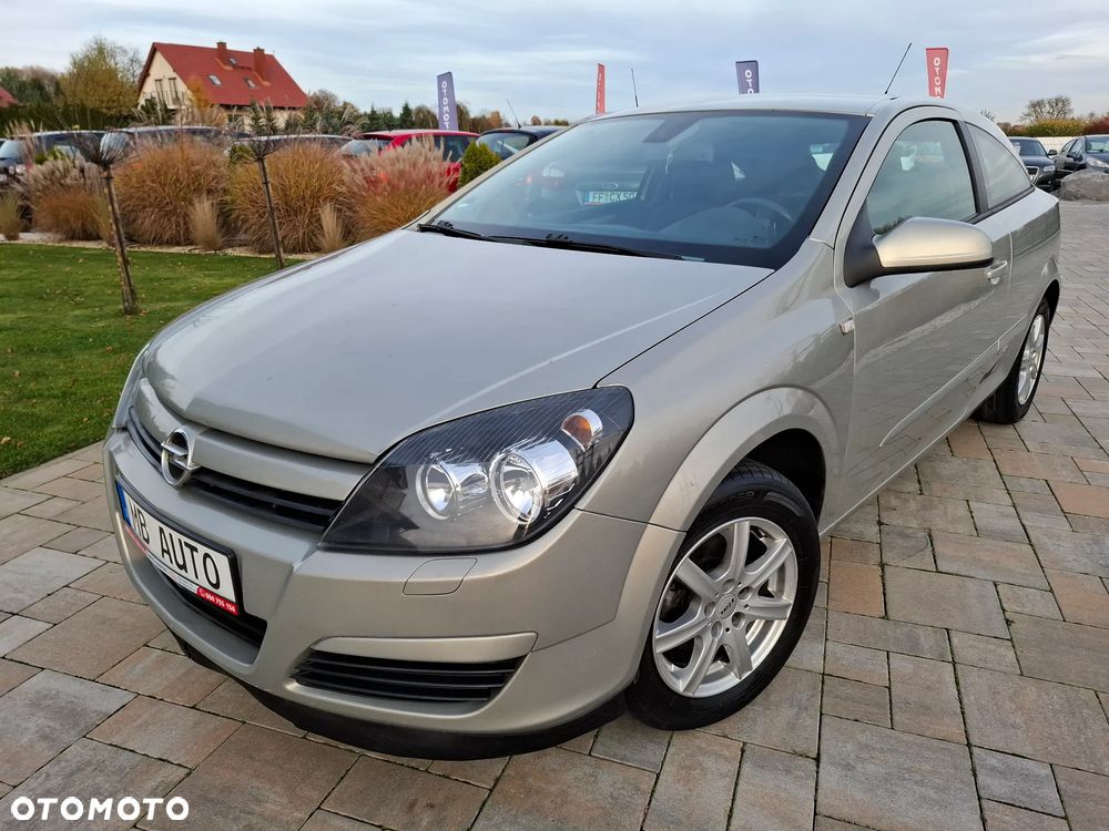 Opel Astra III GTC 1.4 Enjoy - 4