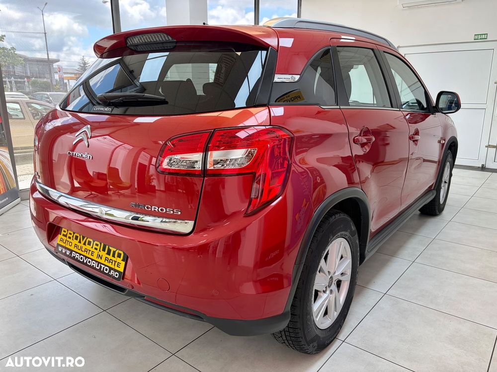 Citroën C4 e-HDi 115 Selection - 3