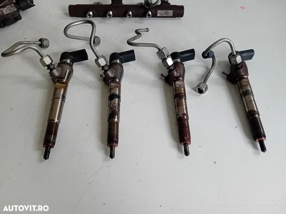 Kit Injectie Injectoare Injector Dacia Duster Logan Lodgy Sandero 1.5 Dci E5 H8200704191 166008052R - 3