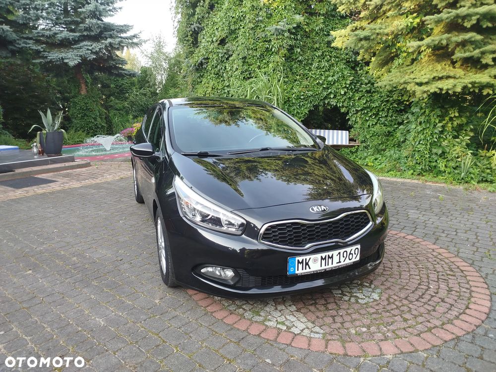 Kia Ceed - 14