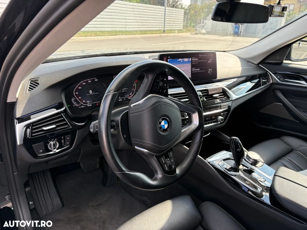 BMW Seria 5 520i AT MHEV - 7