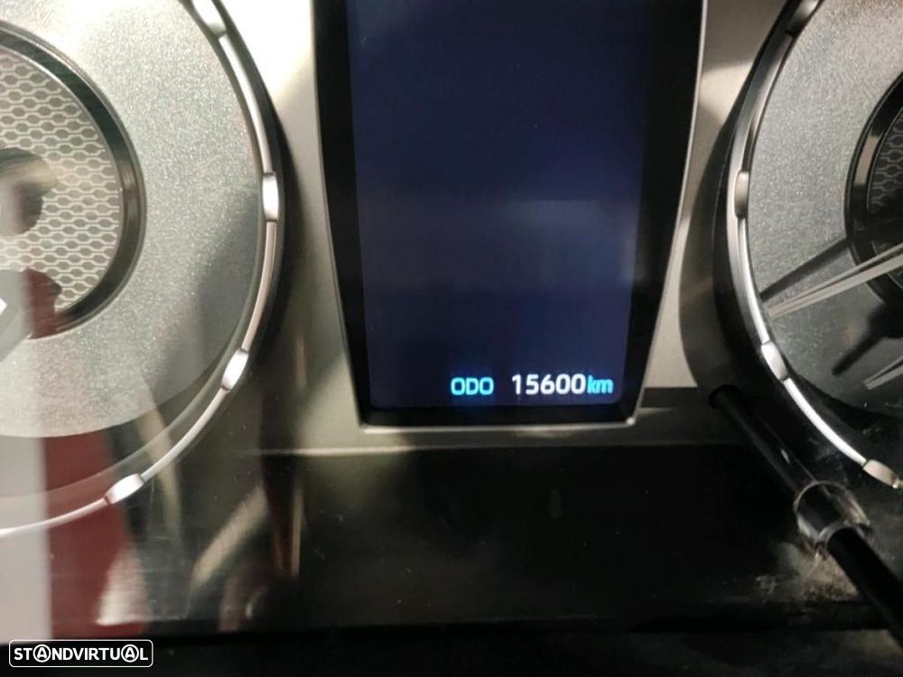 Toyota Hilux Hilux 2.4 D -4D - 8