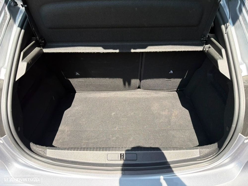 Peugeot 208 1.2 PureTech Active - 10
