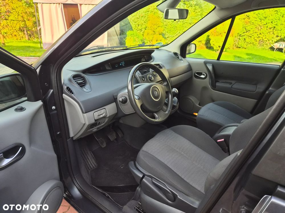 Renault Scenic 2.0 16V Expression - 20