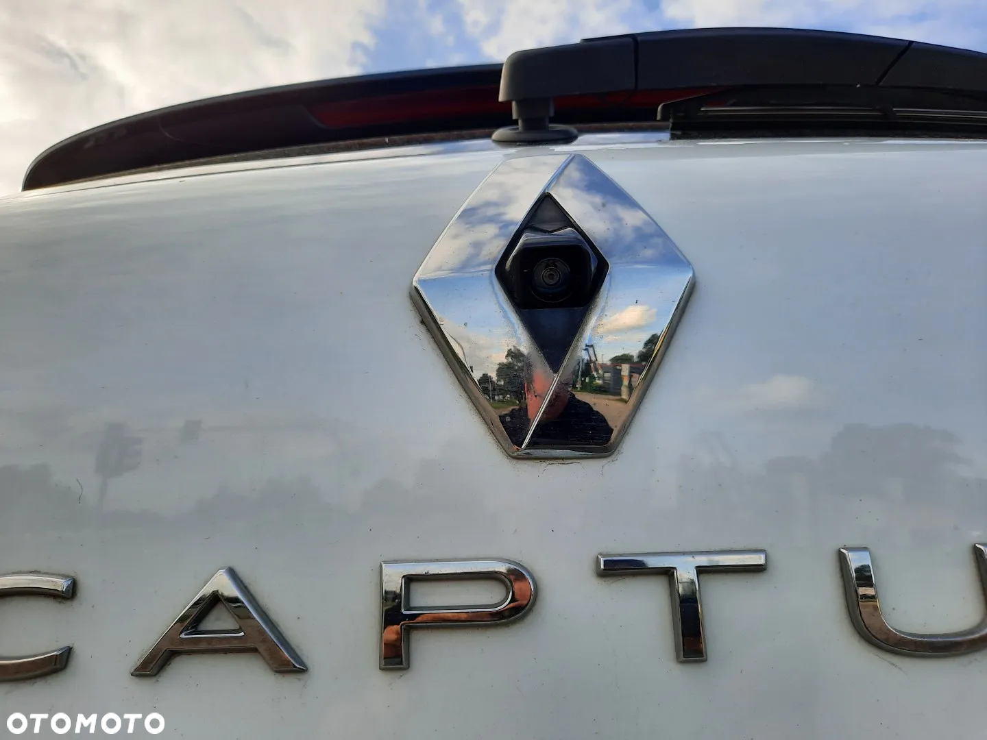 Renault Captur TCe Mild Hybrid 140 GPF EVOLUTION - 10