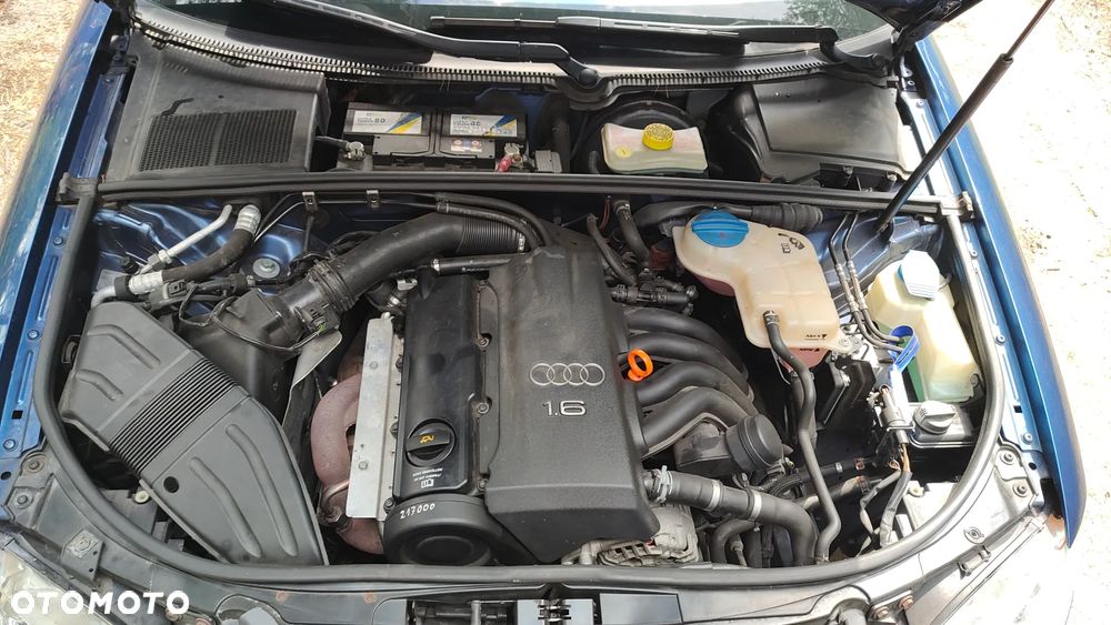 Audi A4 1.6 - 17