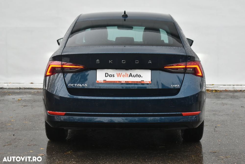 Skoda Octavia 2.0 TDI DSG 4X4 Style - 10