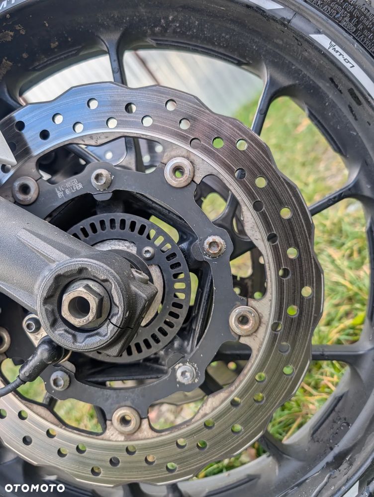 Yamaha MT - 5