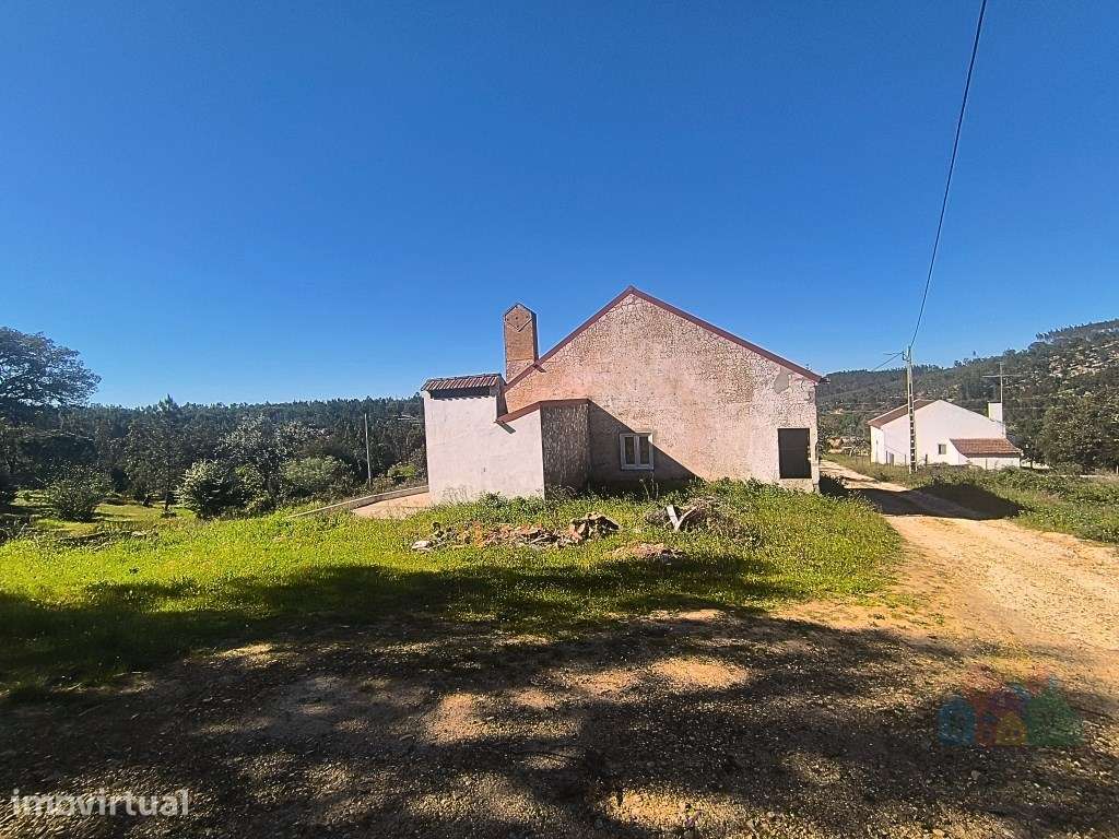 Moradia T3 isolada com terreno em Abrantes - Grande imagem: 5/11