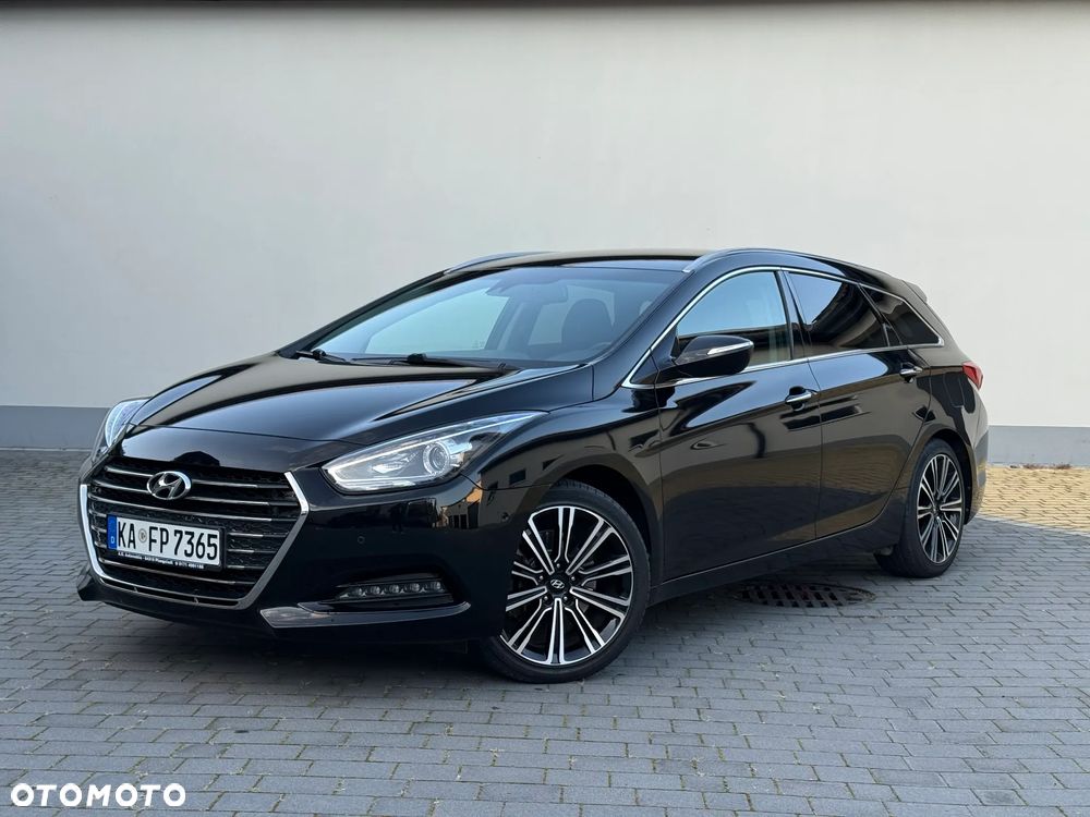 Hyundai i40 Kombi 1.7 CRDi DCT Premium - 1