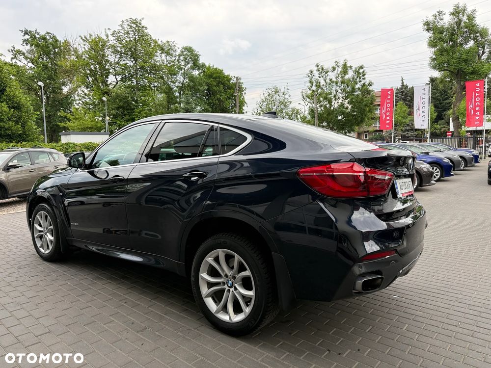 BMW X6 xDrive50i - 30