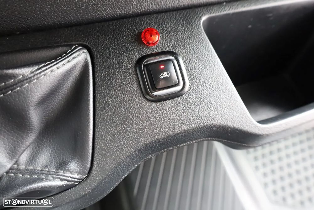 Mercedes-Benz Sprinter 315 CDI/43 Luxo (2+2+2+3) - 26