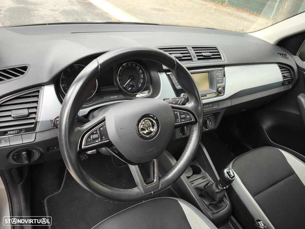 Skoda Fabia 1.0 Ambition - 10