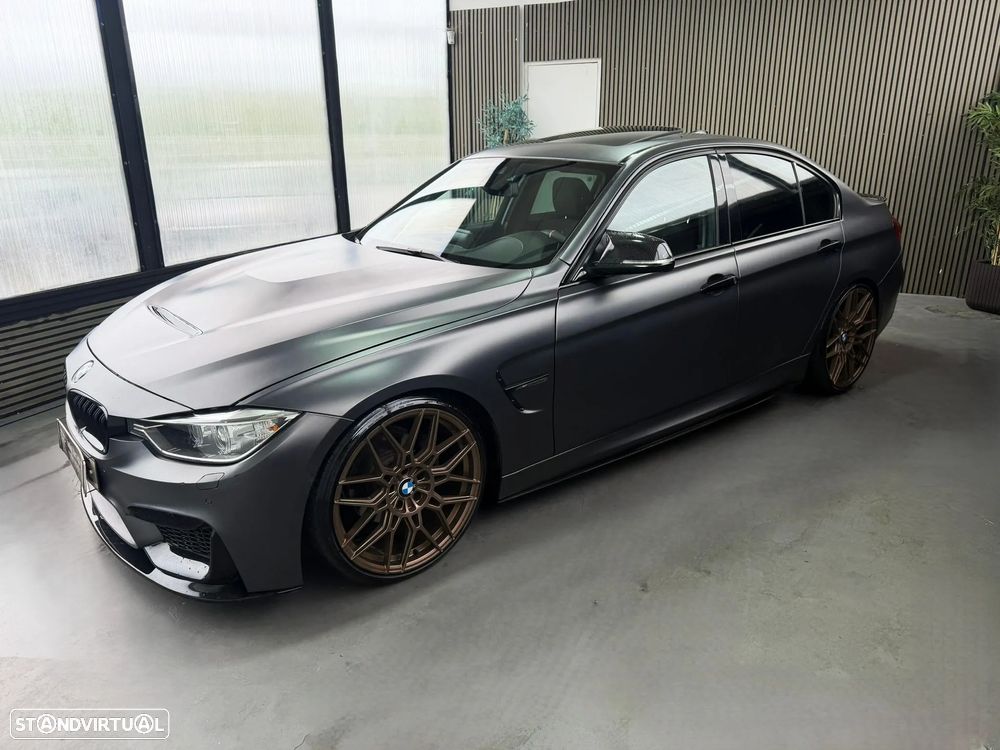 BMW 320 d xDrive Sport Line - 3