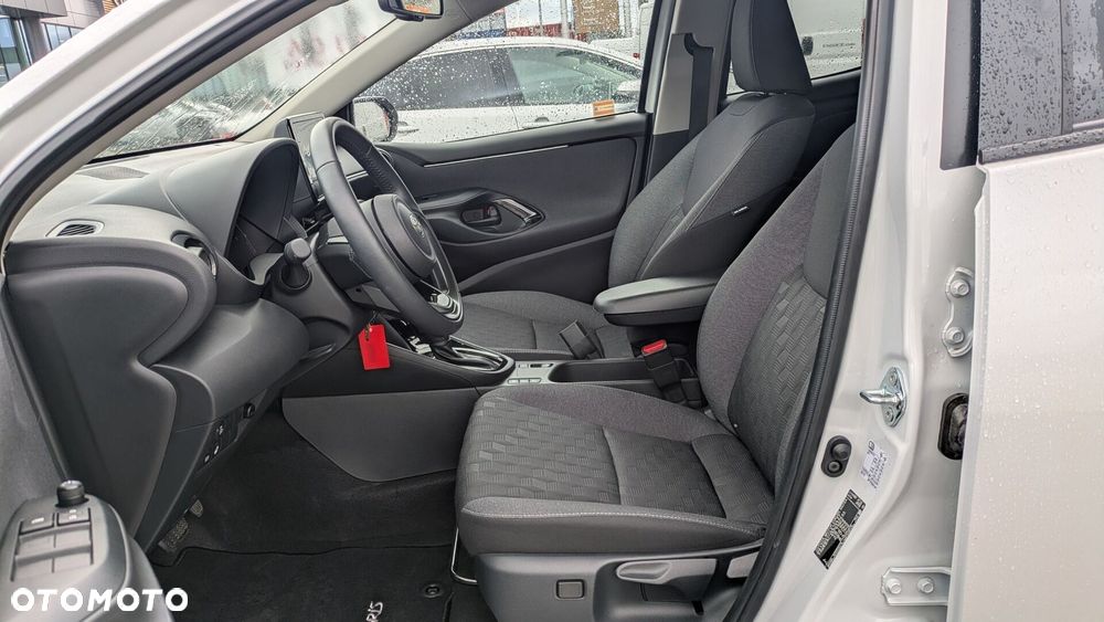 Toyota Yaris Hybrid 1.5 Style - 10