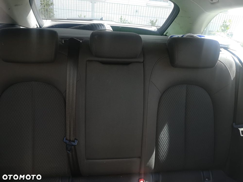 Audi A6 Avant 2.0 TDI DPF - 11