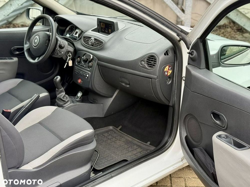 Renault Clio 1.5 dCi Authentique - 7
