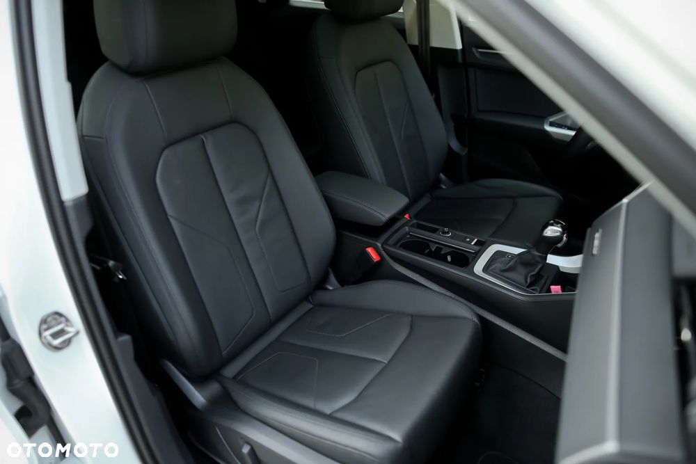 Audi Q3 45 TFSI Quattro S Line S tronic - 16