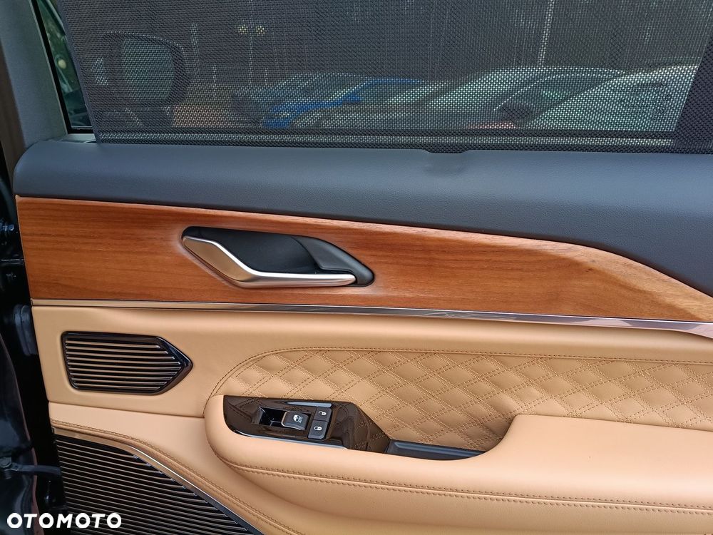 Jeep Grand Cherokee - 7