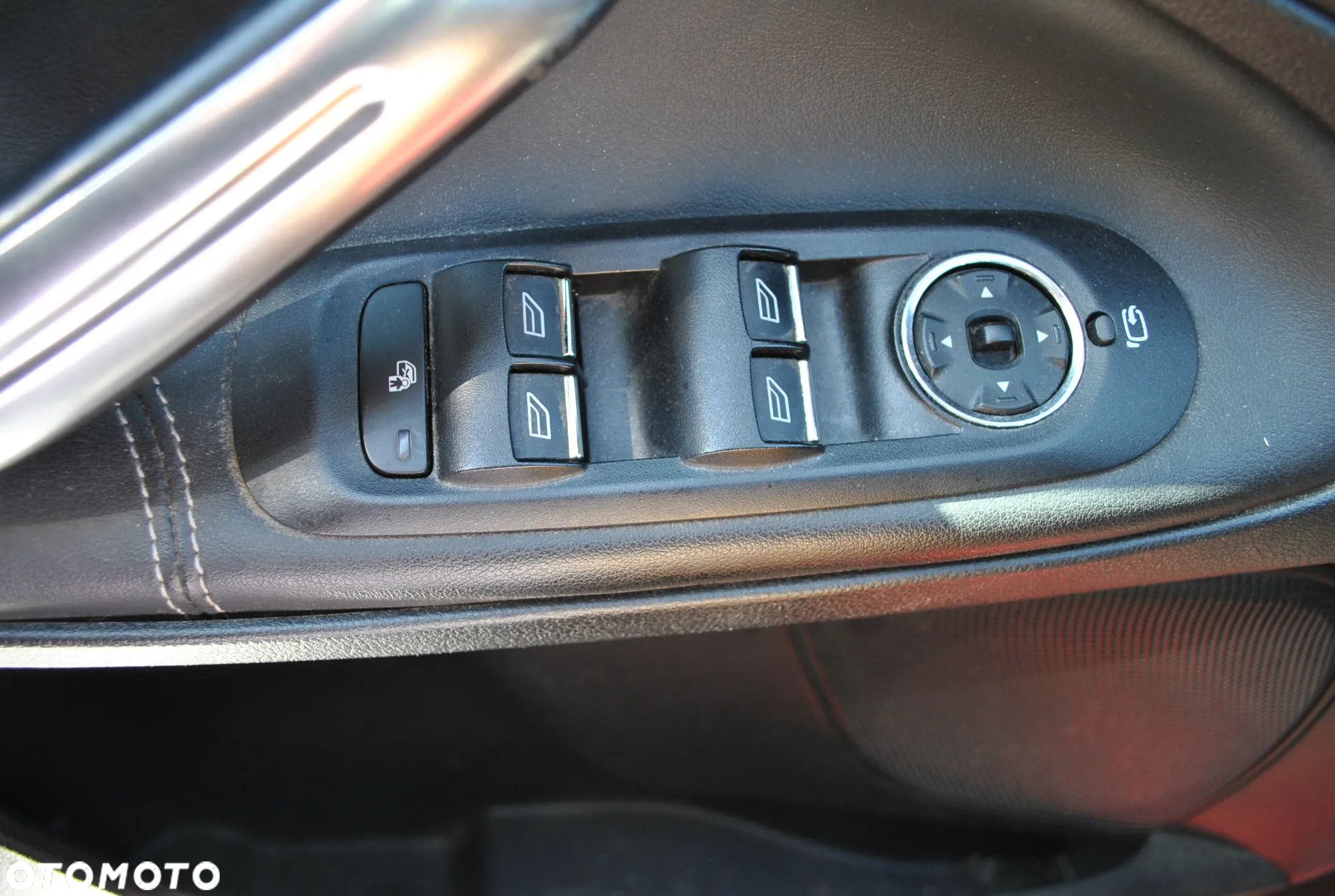 Ford S-Max 1.6 TDCi DPF Titanium - 23