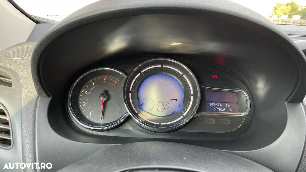 Renault Megane 1.5 dCi Expression - 7