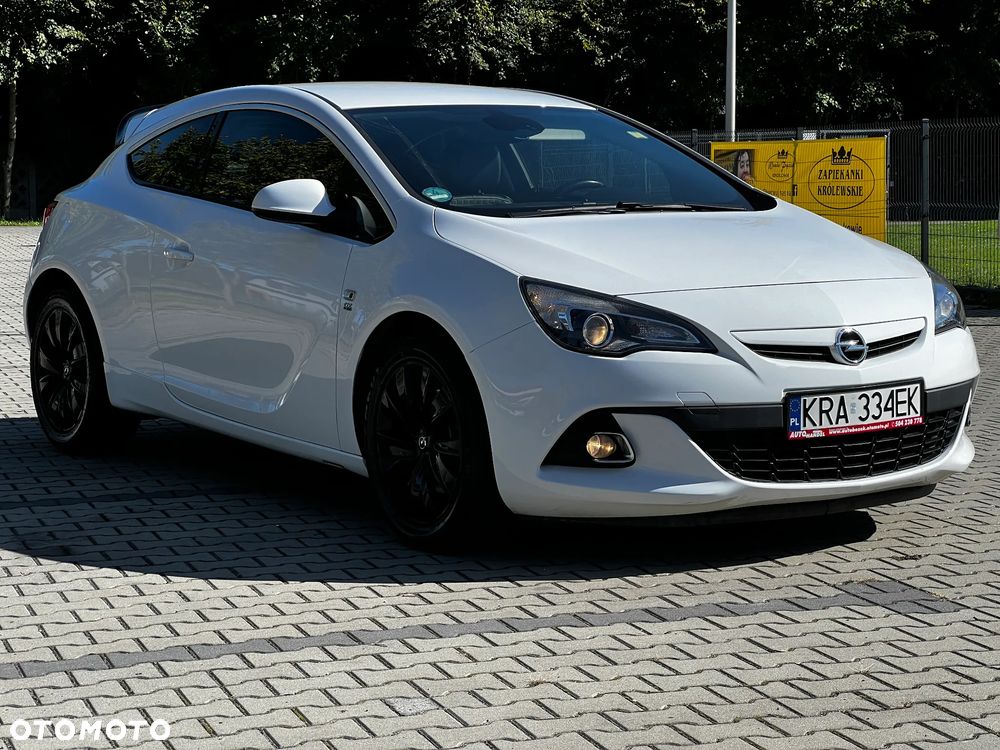 Opel Astra GTC 1.4 Turbo Innovation - 34