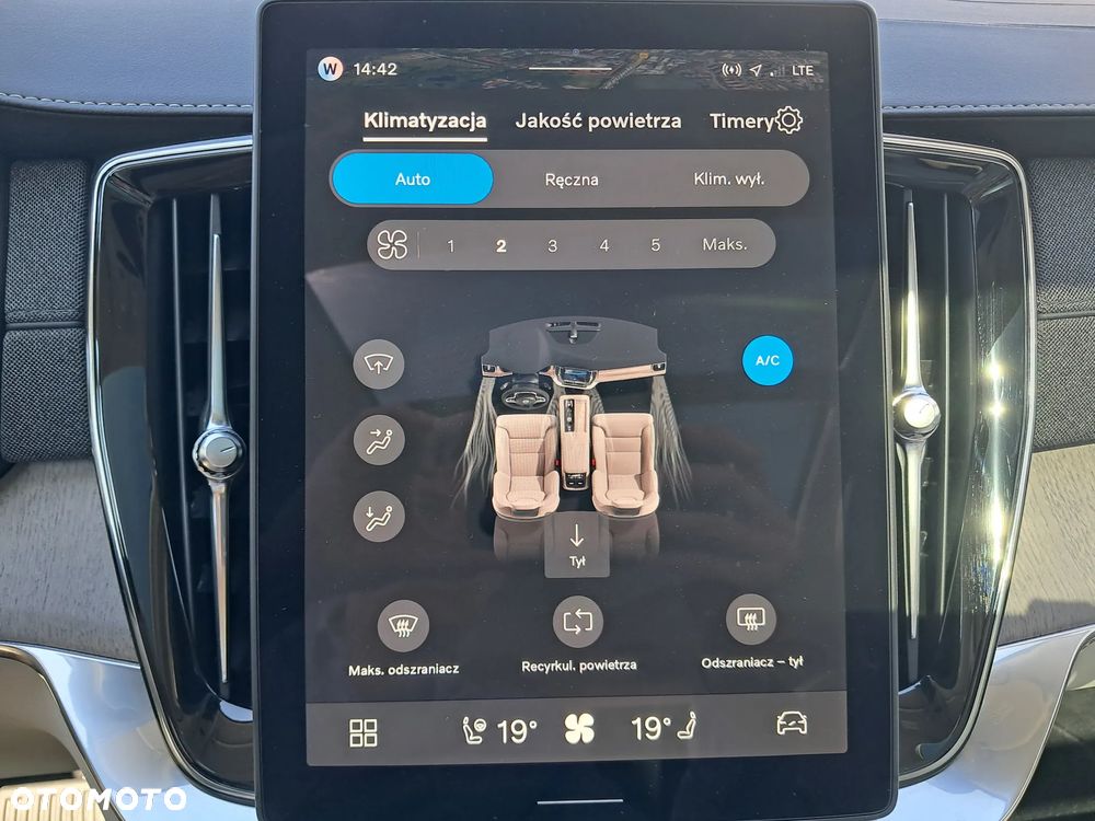 Volvo XC 90 T8 AWD Plug-In Hybrid Ultra Bright 7os - 32