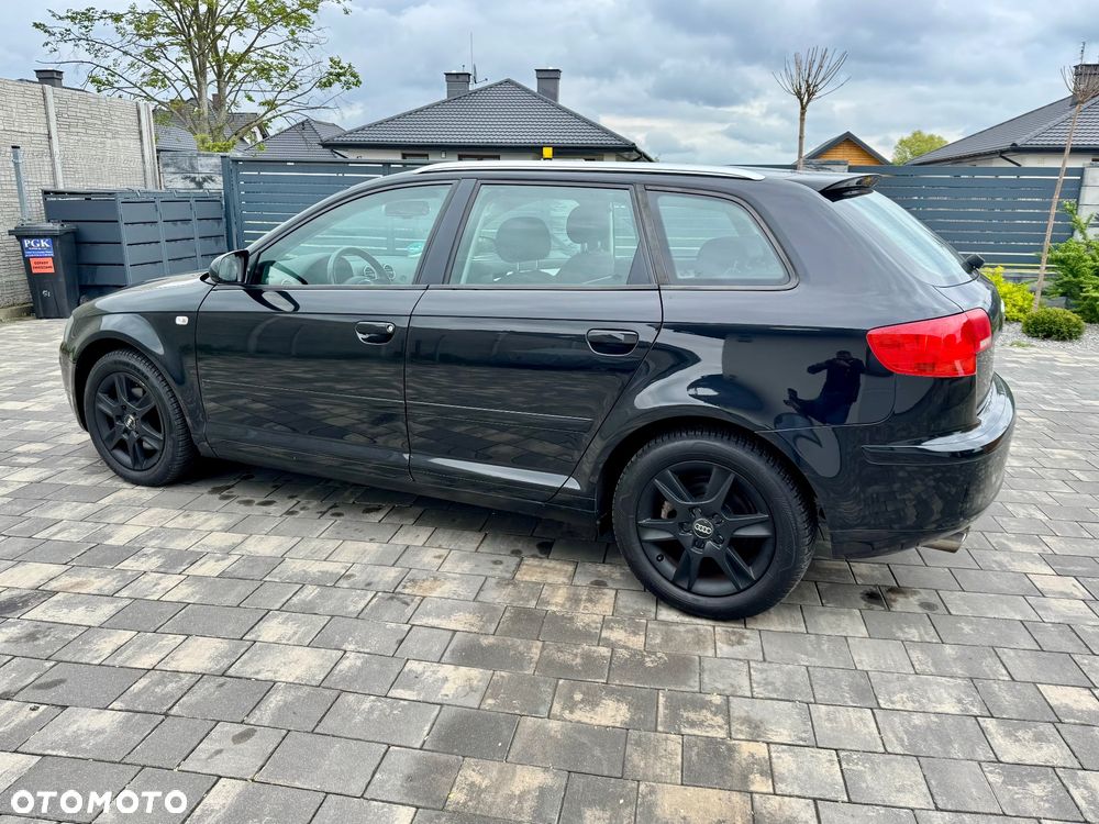 Audi A3 Sportback - 16