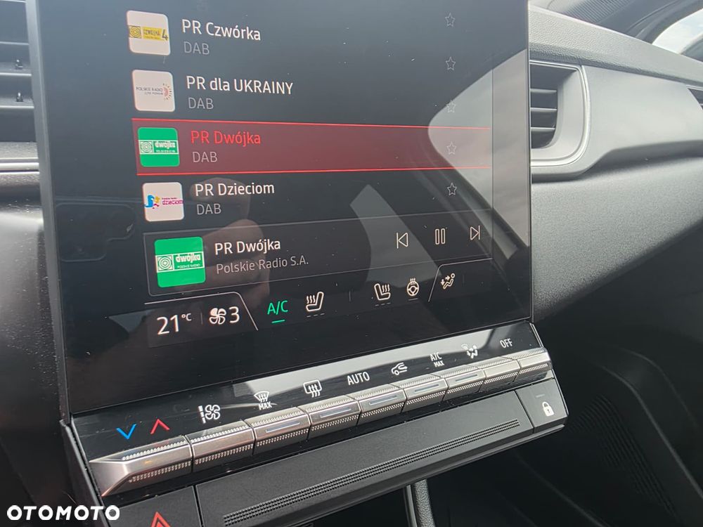 Renault Captur - 17