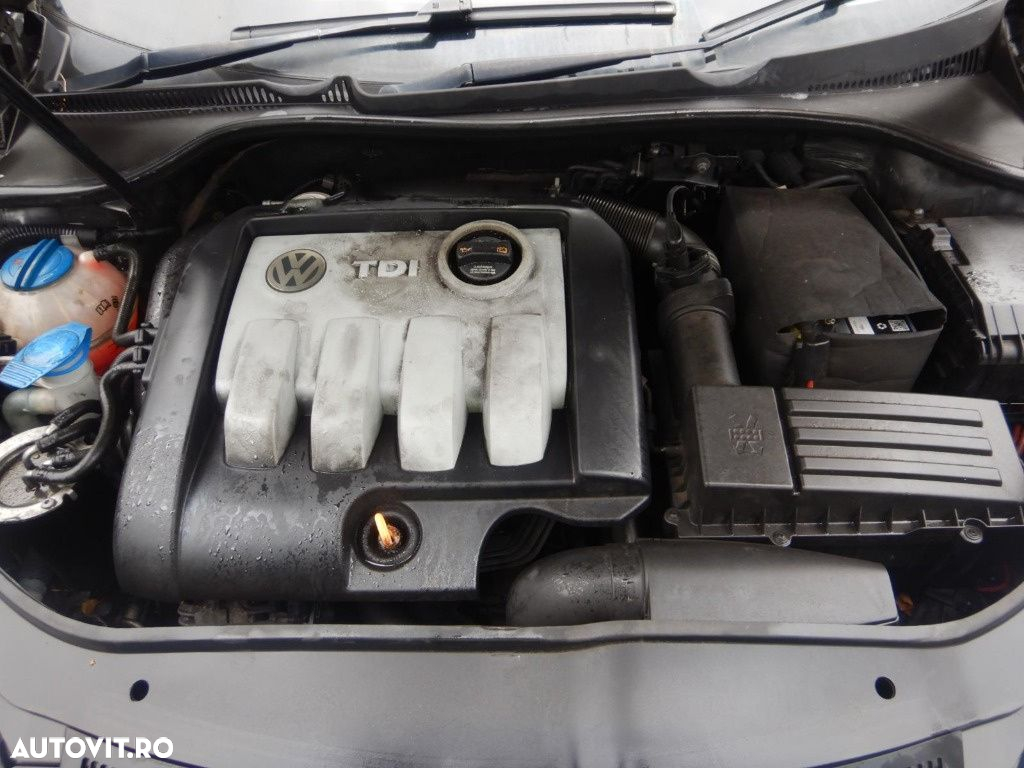 Compresor AC clima Volkswagen Jetta 2008 SEDAN 1.9 TDI BXE - 11