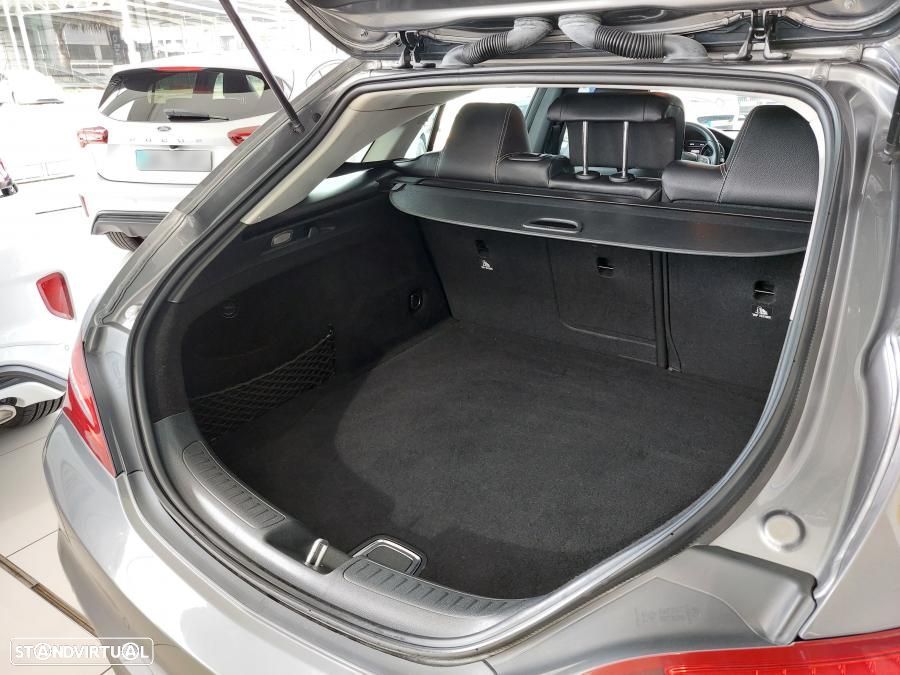 Mercedes-Benz CLA 180 d Shooting Brake Aut. - 55