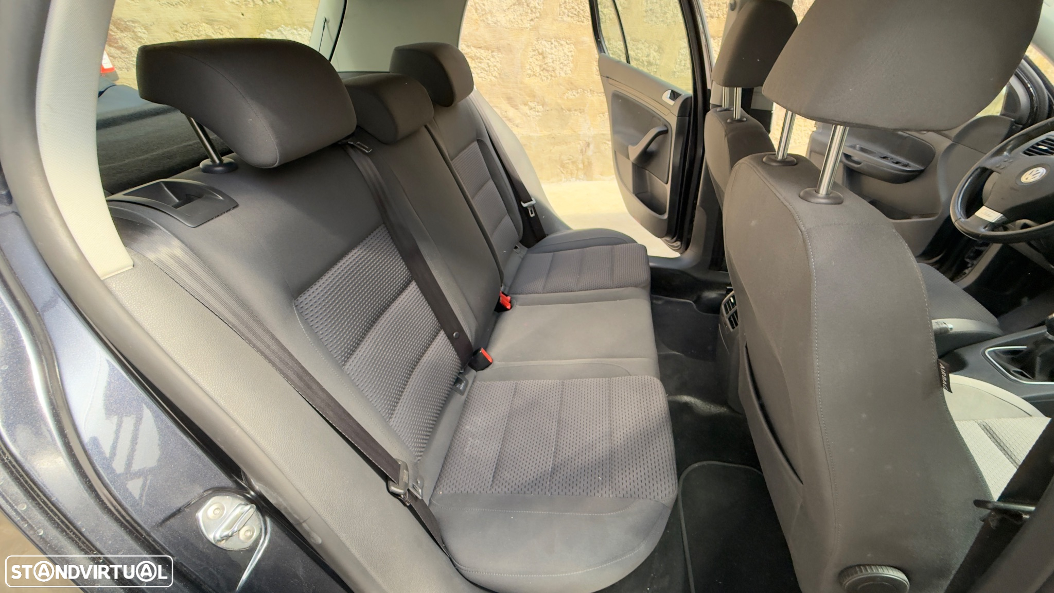 VW Golf 2.0 TDi GT Sport - 12