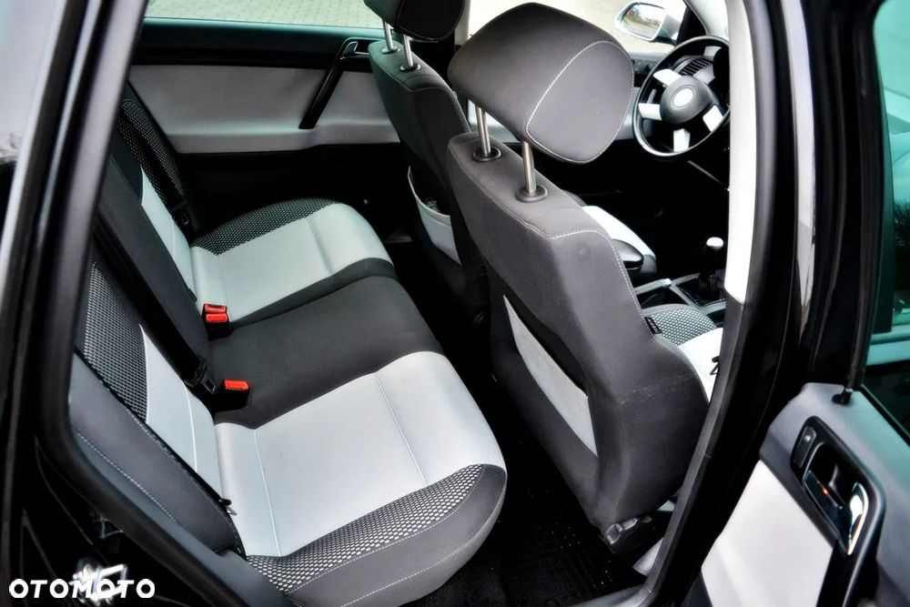 Volkswagen Polo Cross - 16