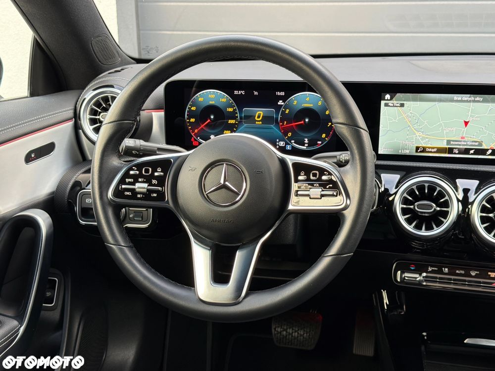 Mercedes-Benz CLA - 37