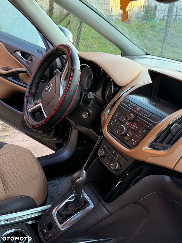 Opel Zafira 2.0 CDTI Cosmo - 11