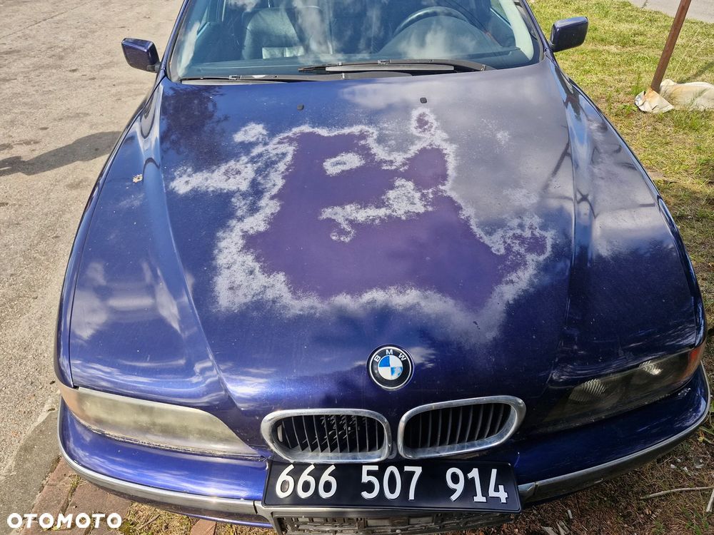 BMW E39- pojazd na części: maska, zderzak, drzwi, szyby, lusterka, chłodnica ... - 8