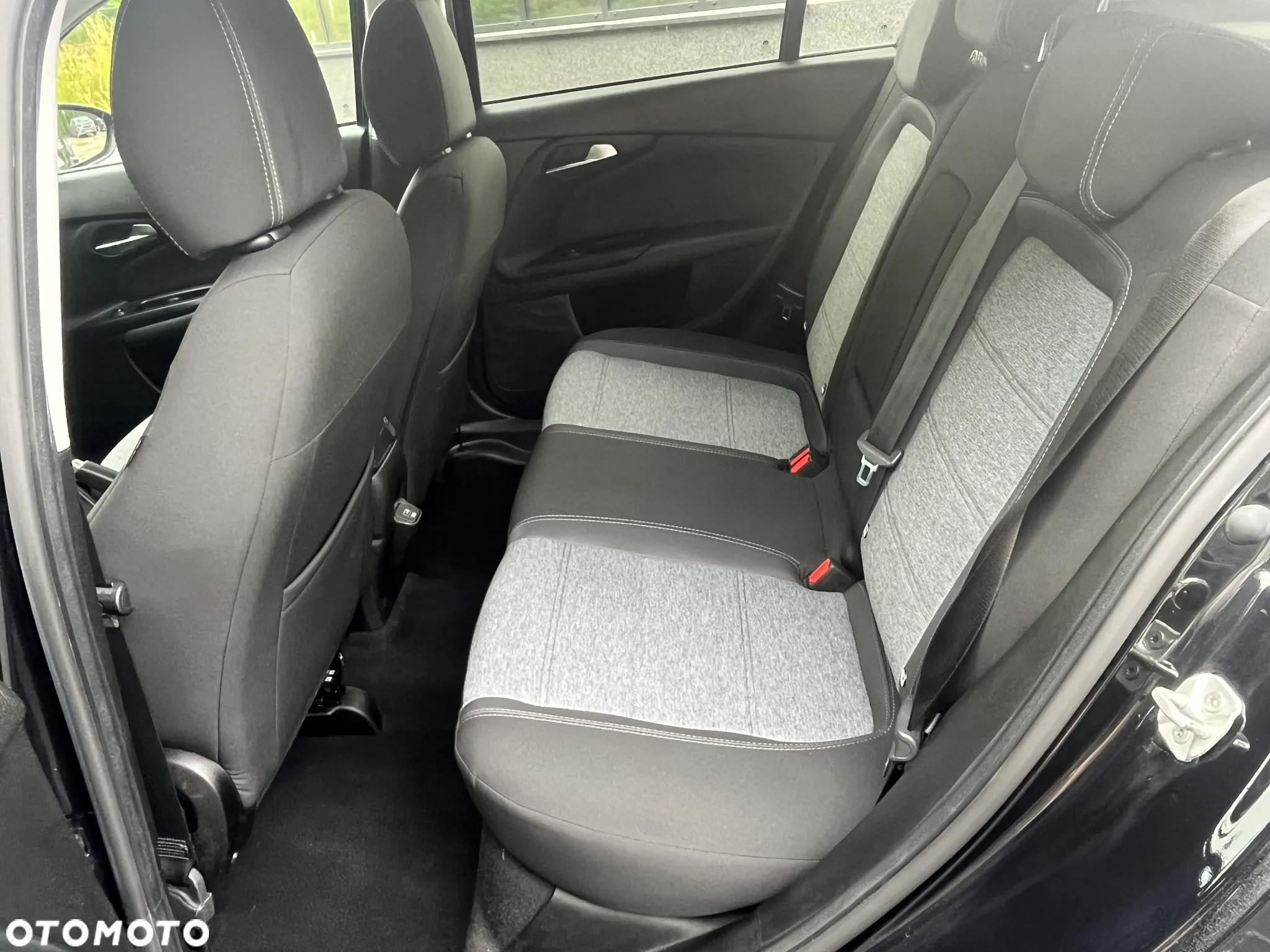 Fiat Tipo 1.6 MultiJet Cross - 16
