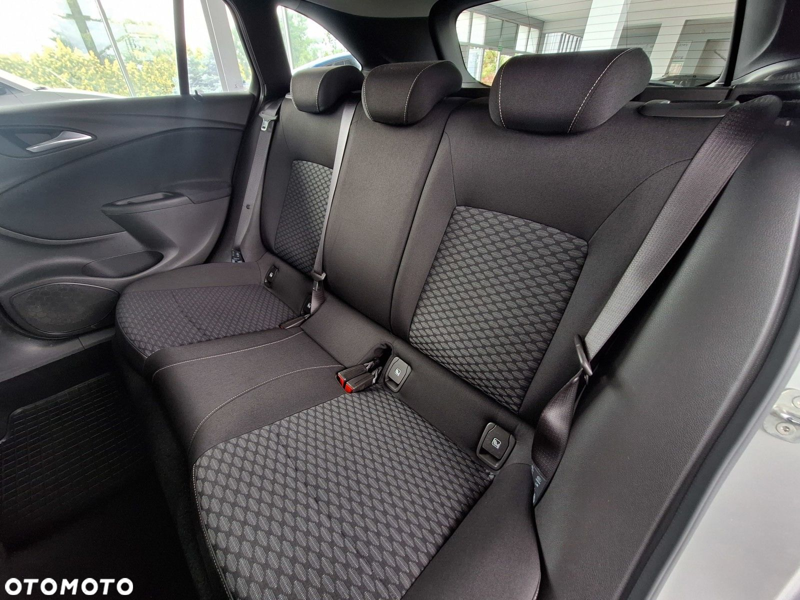 Opel Astra V 1.5 CDTI Edition S&S - 21