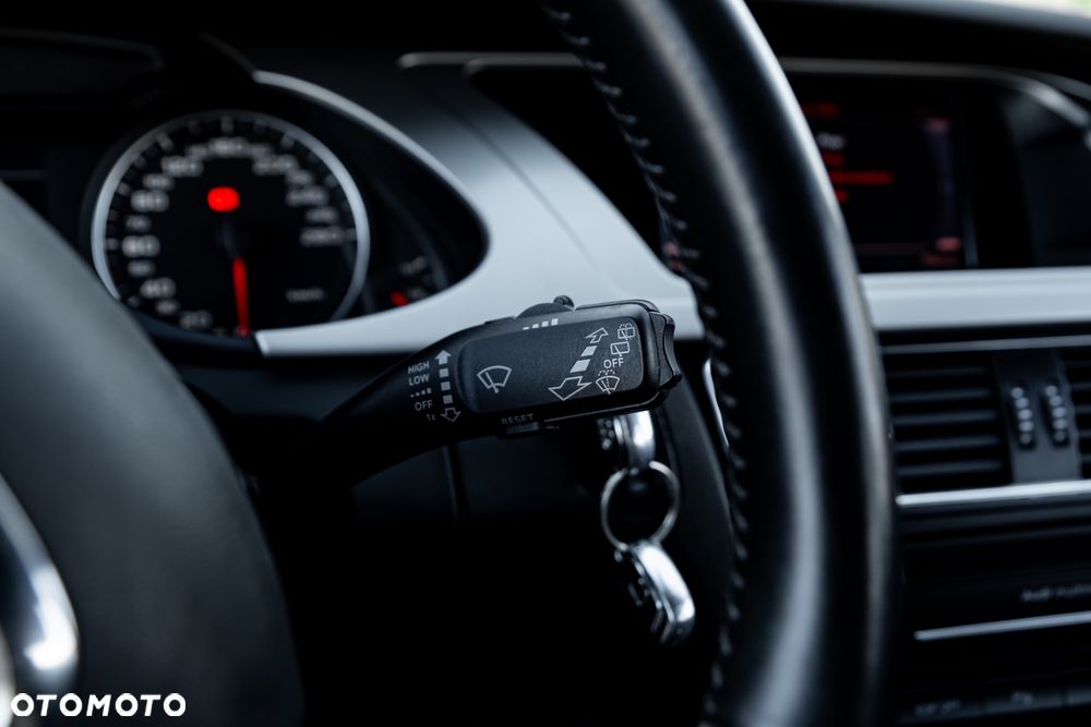 Audi A4 Avant 2.0 TFSI Attraction - 29