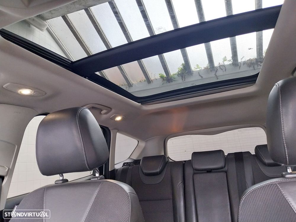 Ford Kuga 2.0 TDCi Titanium - 14