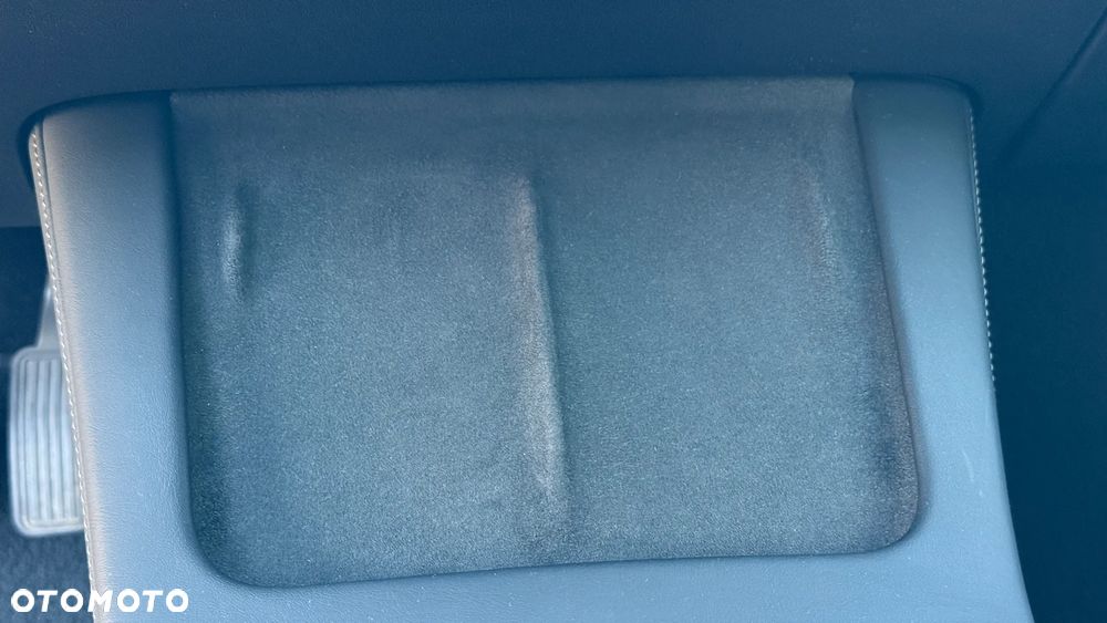 Tesla Model 3 Langstreckenbatterie Allradantrieb Dual Motor - 26