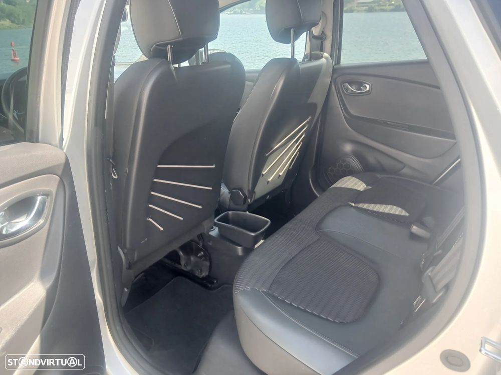 Renault Captur 1.5 dCi Sport - 16