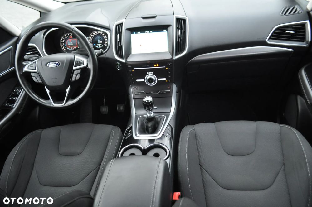 Ford S-Max 2.0 TDCi ST-Line - 38
