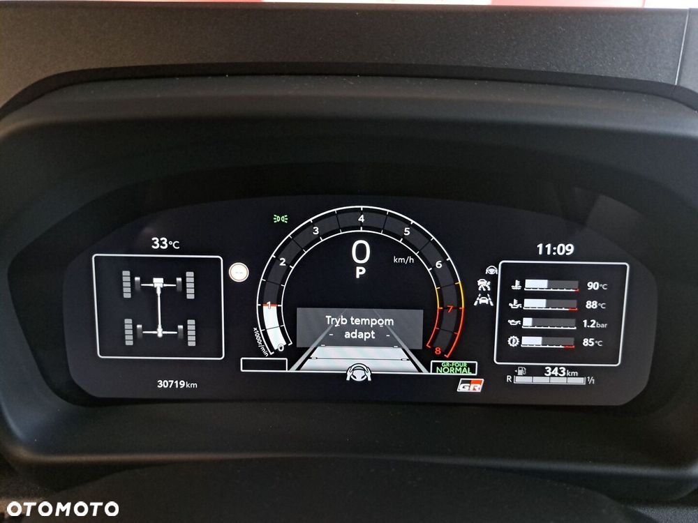 Toyota Yaris - 32