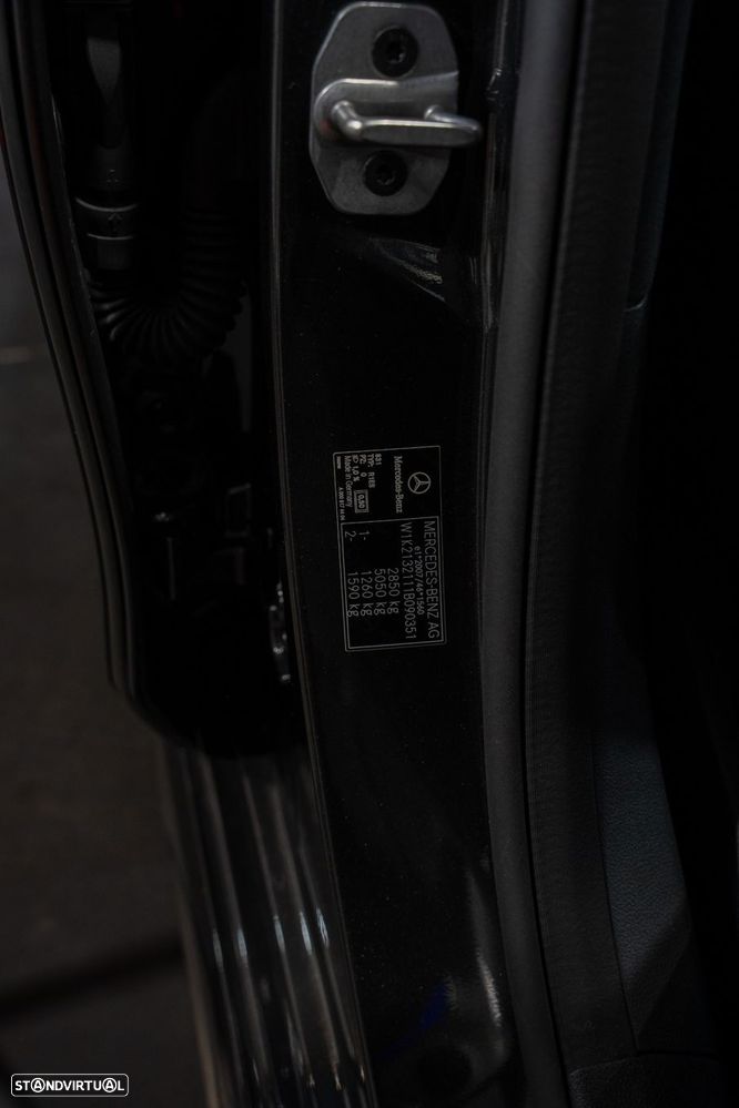 Mercedes-Benz E 300 de AMG Line 4Matic - 46